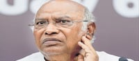 खड़गे ने हमास के हमलों और गाजा में नागरिक क्षेत्रों पर इजरायल की बमबारी की निंदा की